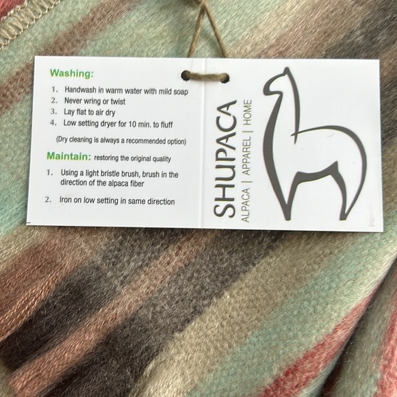 NWT Shupaca scarf - Picture 3 of 4